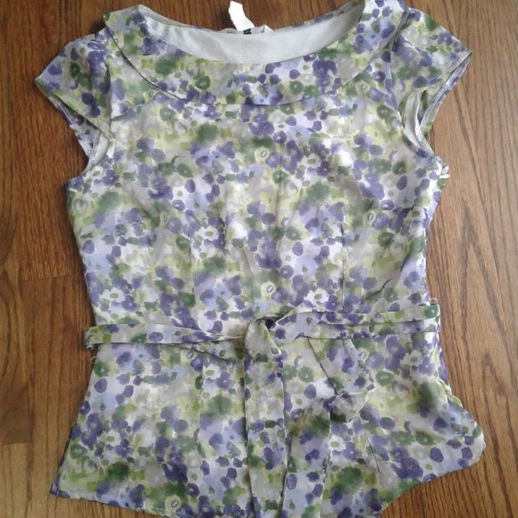 H&M colorful floral short sleeve top size 6 - Picture 1 of 3